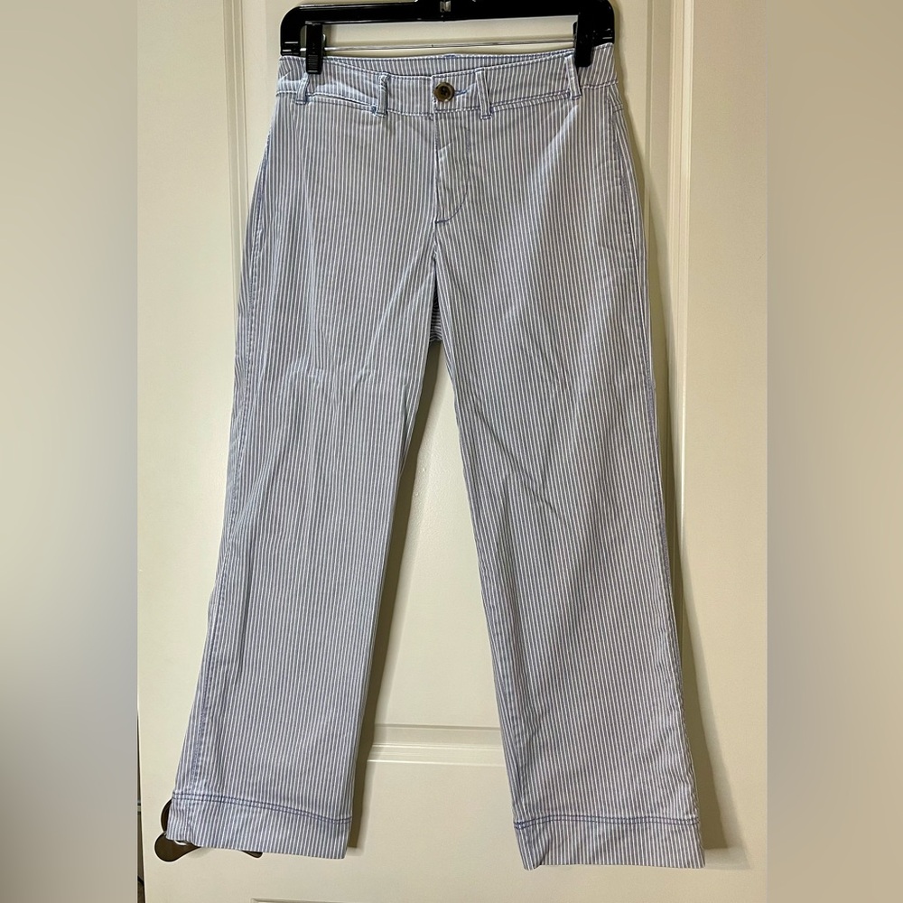 Capris White and Blue Striped Midrise Straight Leg Size 2